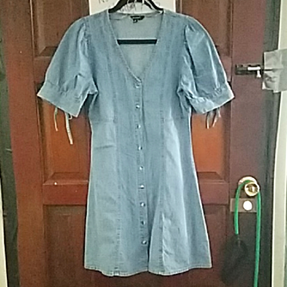 Sim&Sam Button Down Light Denim Dress, Size:M , Tied Sleeves.